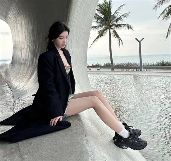 图片[2] - 生成式人工智能应用发展报告(2025)发布，用户规模增长显著 - 黑料吃瓜-最新娱乐八卦爆料平台-明星热点新闻实时更新