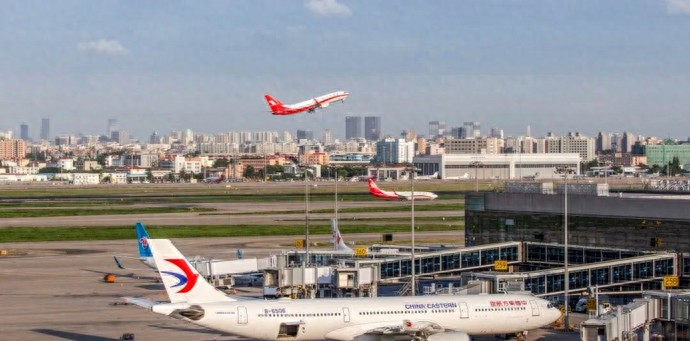 吃瓜：虹桥机场与长宁法院携手：法治服务进航站楼，助你出行无忧